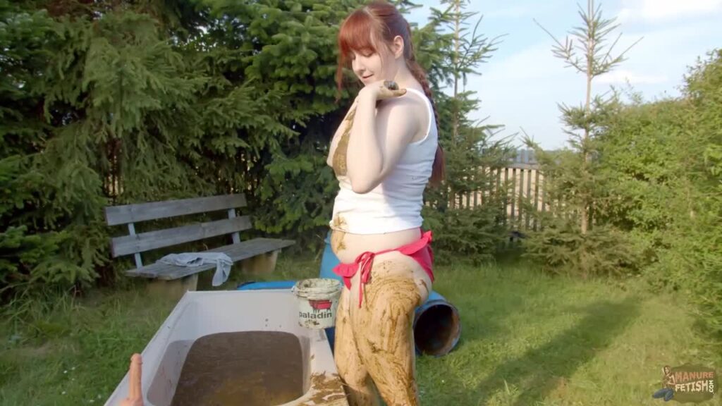 Lyndra Lynn Cooling Off With Cow Dung