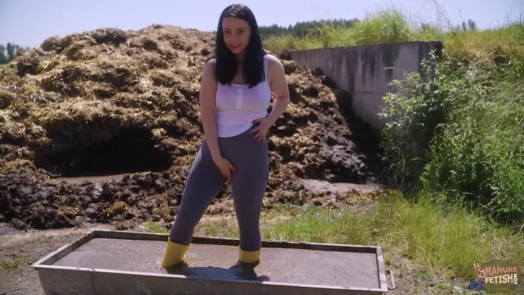 Rada Brewer on the farm