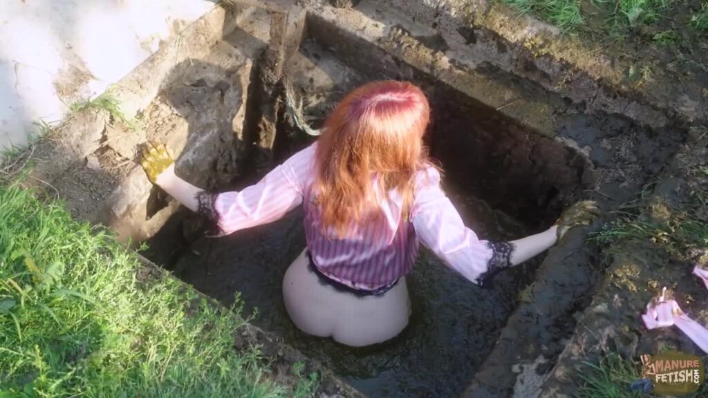 Lyndra Lynn’s Morning In Cowshit